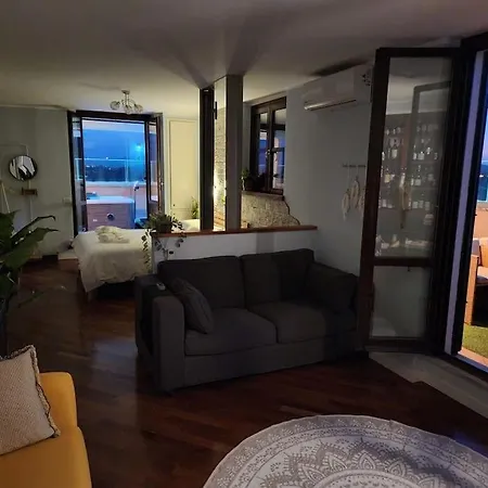 Apartman Attico 26